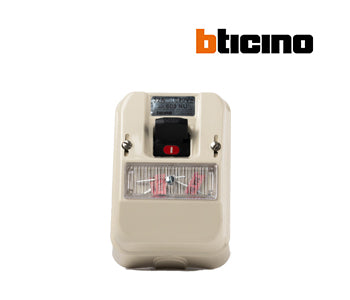 Fuse switch 32A 380V 3P Surface mounted - Bticino - 603NU