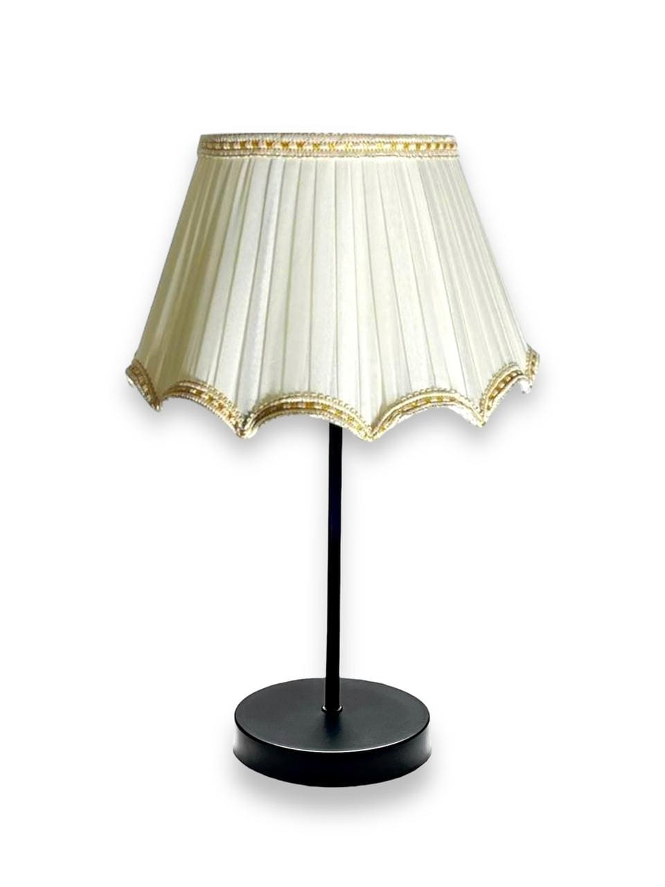 أباجورة معدن أسود مط بشابوه اوف وايت 50×30 سم من دوت للاضاءة - DotBTL-50306